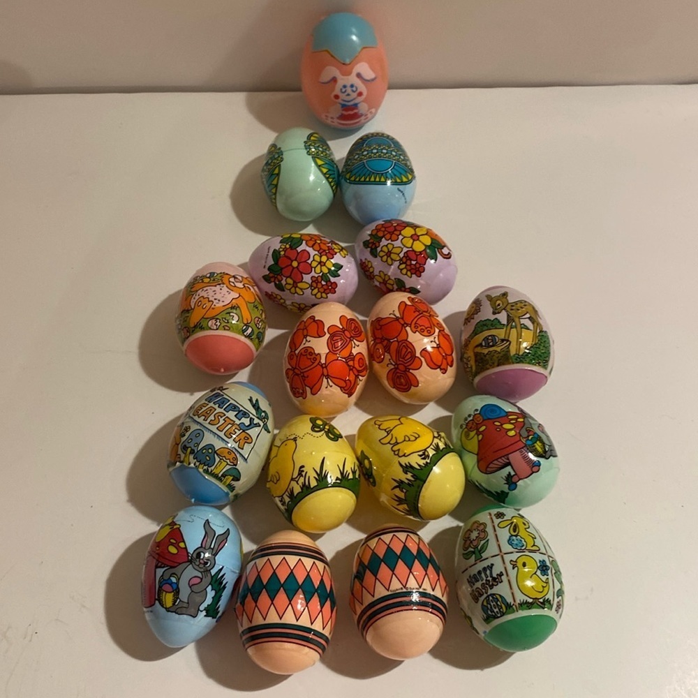 VTG EggArt Sun Hill 1981 17 Eggs (IB)